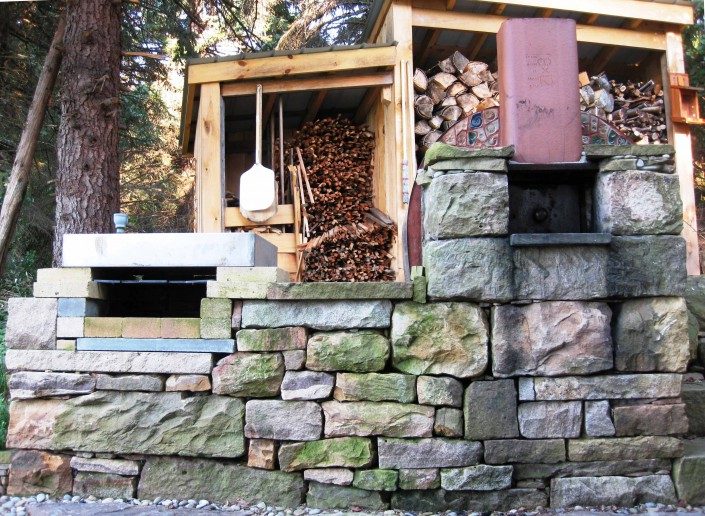 how to build a stone fire pit