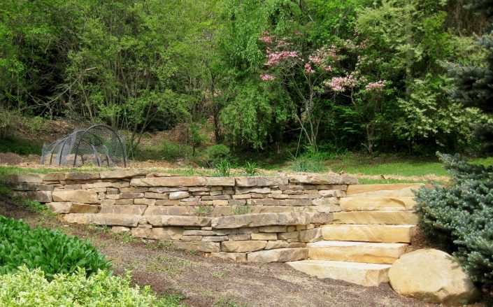 Sandstone Sitting Walls with Steps, North Carolina 2015